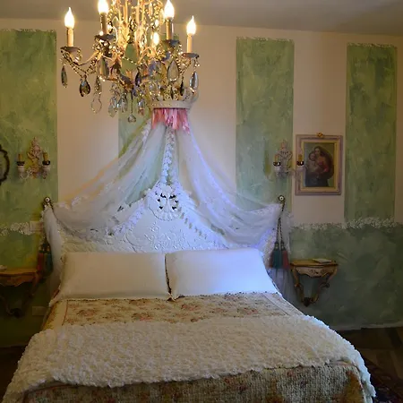 فندق مبيت وإفطار La Maison Degli Angeli